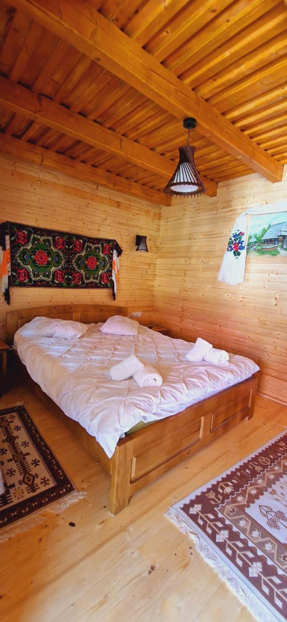 Pensiunea Malinul Bîrsana Rum bild